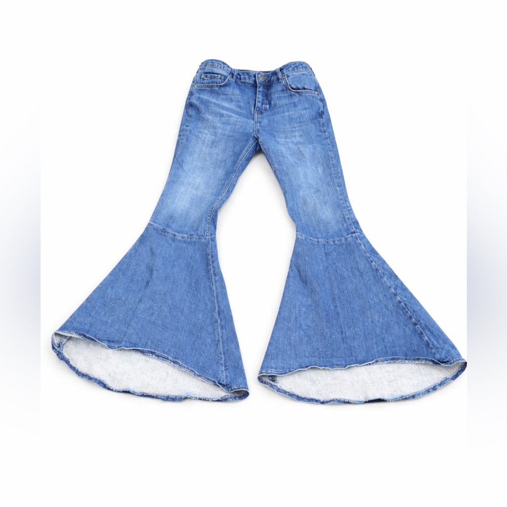 Free People Extreme Bell Bottom Flare Jeans Size 30 Boho Festival Denim